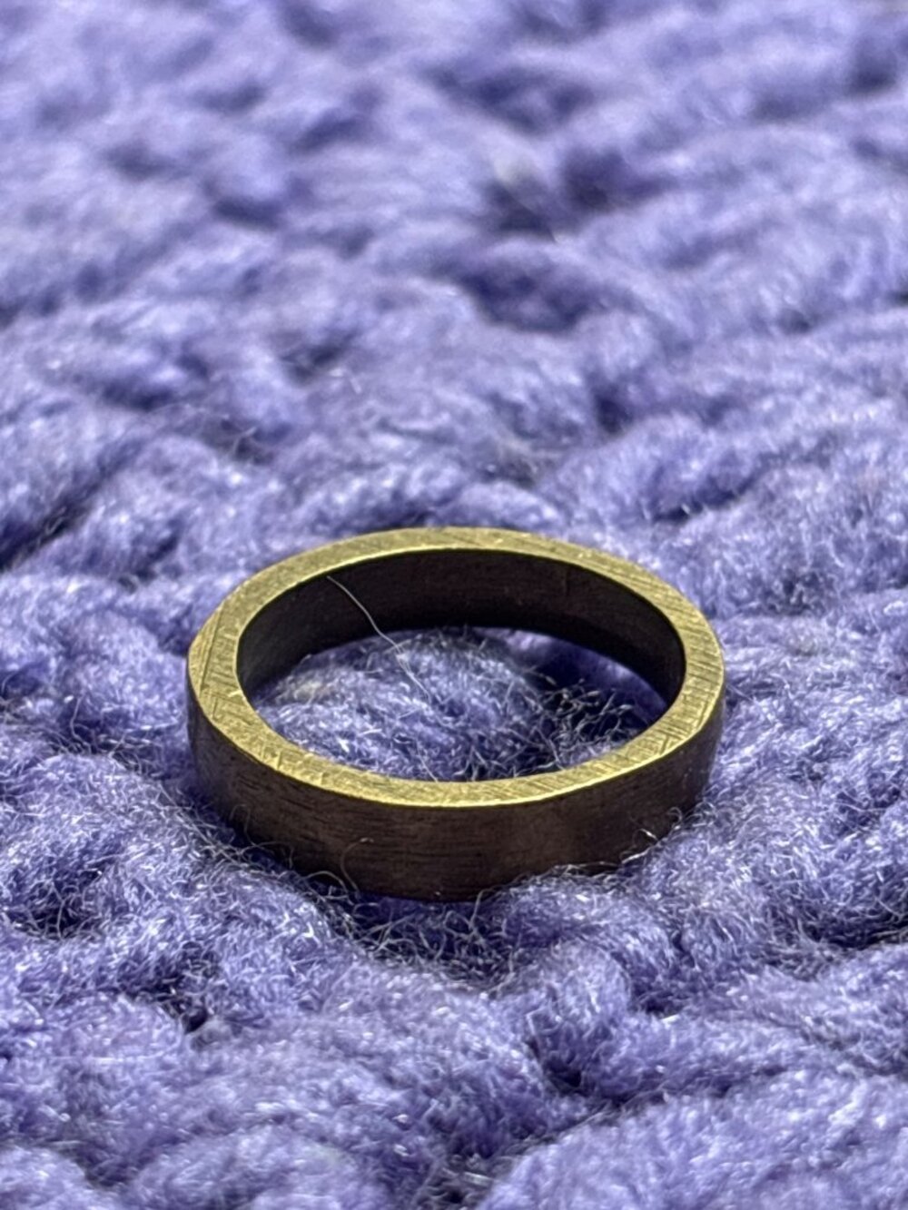 Vintage Antiqued Goldtone Band Ring Size 7